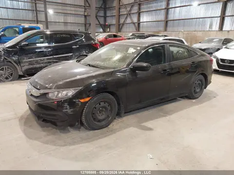 2018 Honda Civic Lx VIN 2HGFC2F56JH006559 фото 2