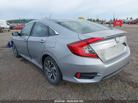 2018 Honda Civic Lx VIN 2HGFC2F68JH031925 фото 3
