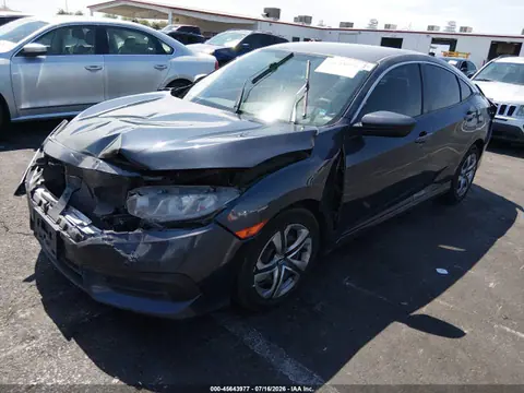 2018 Honda Civic Lx VIN 2HGFC2F53JH565454 фото 2