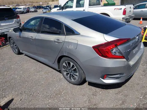 2018 Honda Civic Lx VIN 2HGFC2F59JH550487 фото 3