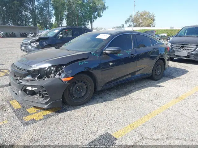 2HGFC2F5XJH523413 — 2018 Honda Civic LX, фото 2 с аукциона IAAI 13.10.2026, Передняя часть