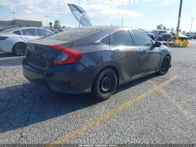 2HGFC2F5XJH523413 — 2018 Honda Civic LX, фото 4 с аукциона IAAI 13.10.2026, Передняя часть