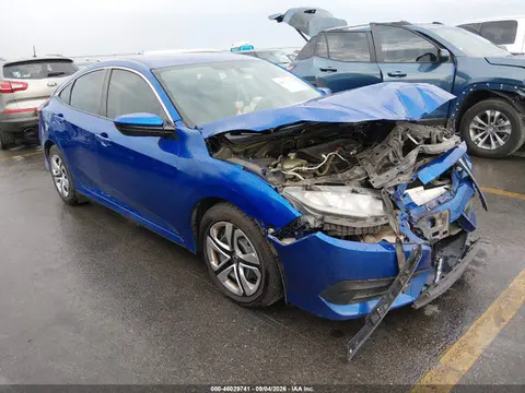 2HGFC2F54JH584188 — 2018 Honda Civic LX, Передняя часть (Front End), фото до ремонта