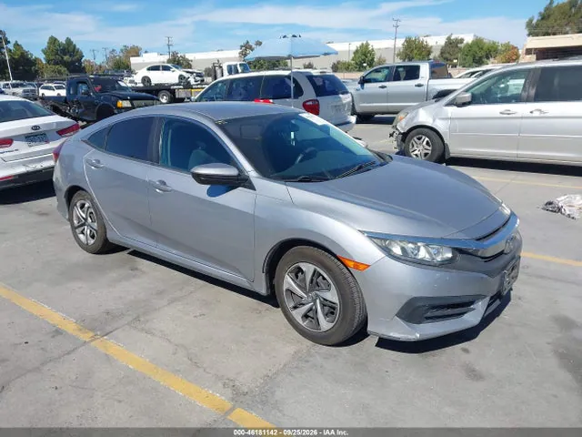 2018 Honda Civic Lx VIN 2HGFC2F51JH573701 фото 1