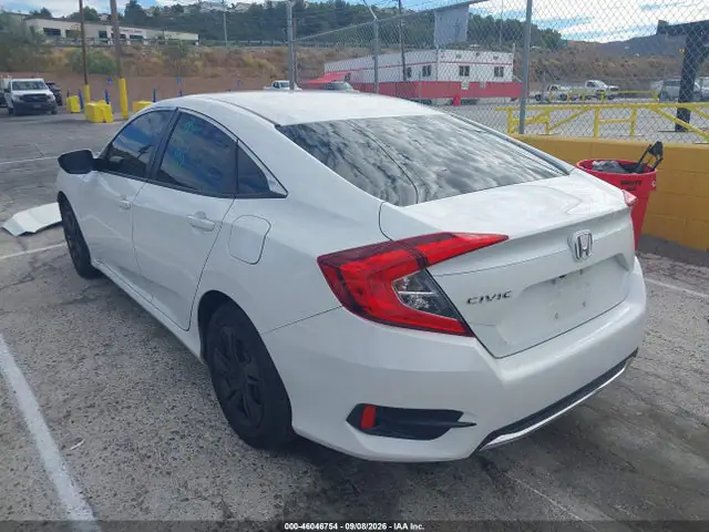 19XFC2F61KE205118 — 2019 Honda Civic LX, фото 3 с аукциона IAAI 30.09.2026, Передняя часть справа