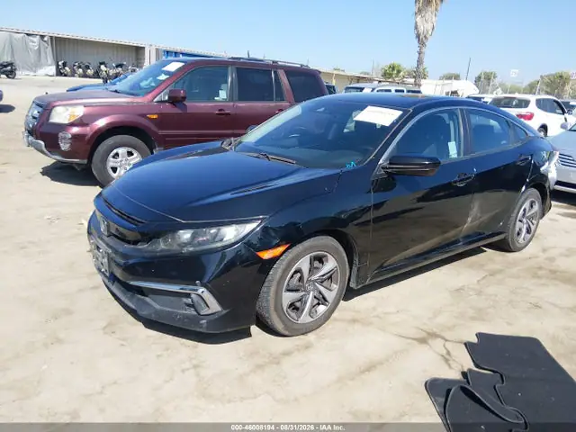 19XFC2F68ME201411 — 2021 Honda Civic LX, фото 2 с аукциона IAAI 30.09.2026, Правый бок