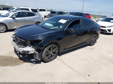2019 Honda Civic Sport VIN 19XFC2F88KE027838 фото 2