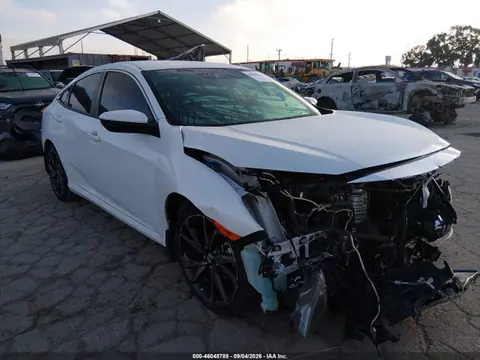 19XFC2F83KE209513 — 2019 Honda Civic Sport, Передняя часть, фото до ремонта