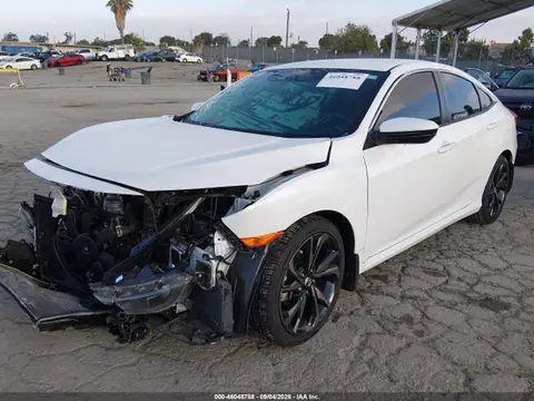 2019 Honda Civic Sport VIN 19XFC2F83KE209513 фото 2