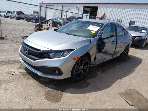 2021 Honda Civic Sport VIN 19XFC2F85ME000986 фото 2
