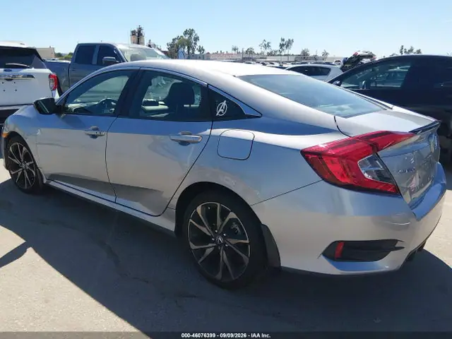 2HGFC2F88MH541617 — 2021 Honda Civic Sport, фото 3 с аукциона IAAI 14.10.2026, Передняя часть справа