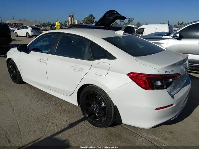 2HGFE2F59RH564203 — 2024 Honda Civic Sport, фото 3 с аукциона IAAI 14.10.2026, Передняя часть