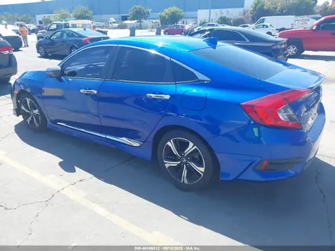 2016 Honda Civic Touring VIN 19XFC1F93GE021004 фото 3