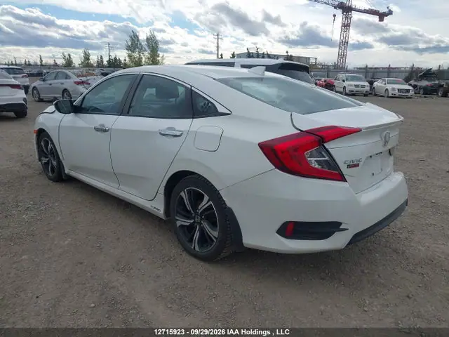 2HGFC1F99HH100152 — 2017 Honda Civic Touring, фото 3 с аукциона IAAI 14.10.2026, Передняя часть