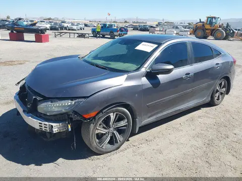 2017 Honda Civic Touring VIN 19XFC1F95HE203997 фото 2
