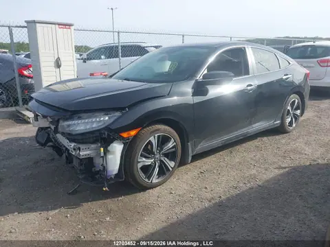 2018 Honda Civic Touring VIN 2HGFC1F9XJH103759 фото 2