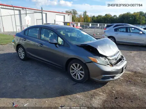 2HGFB2F95CH307784 — 2012 Honda Civic, Передняя часть, фото до ремонта