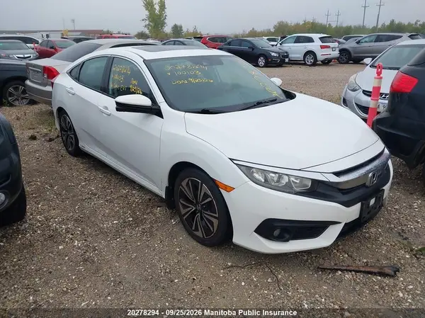 2HGFC1F43GH100103 — 2016 Honda Civic, Град (Hail), фото до ремонта