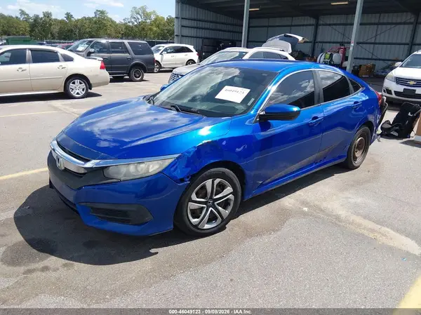 19XFC2F55GE033383 — 2016 Honda Civic, фото 2 с аукциона IAAI 30.09.2026, Естественный износ