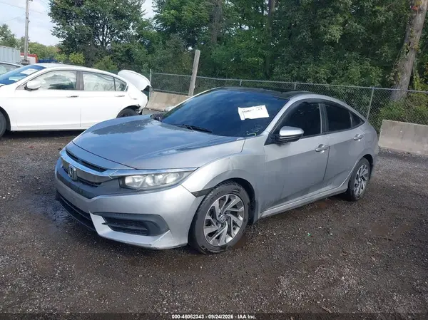 2HGFC2F73GH524932 — 2016 Honda Civic, фото 2 с аукциона IAAI, Угон