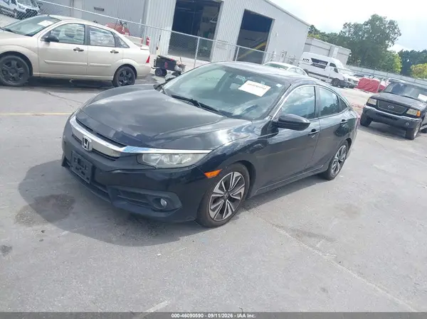 2HGFC1F35GH645212 — 2016 Honda Civic, фото 2 с аукциона IAAI 07.10.2026, Естественный износ