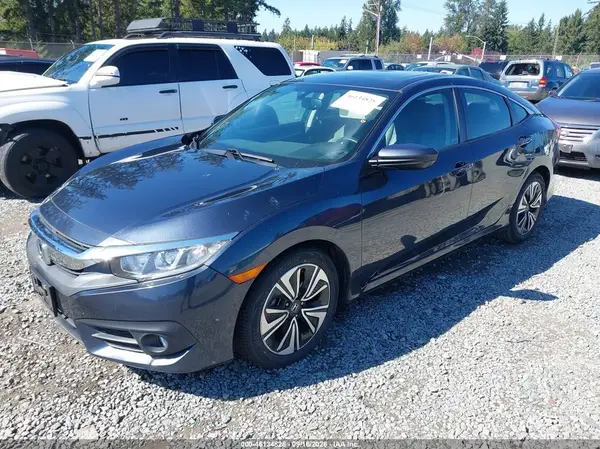 19XFC1F75GE218724 — 2016 Honda Civic, фото 2 с аукциона IAAI 09.10.2026, Левый бок