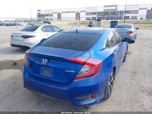 2HGFC1F95GH643206 — 2016 Honda Civic, фото 4 с аукциона IAAI 13.10.2026, Передняя часть слева