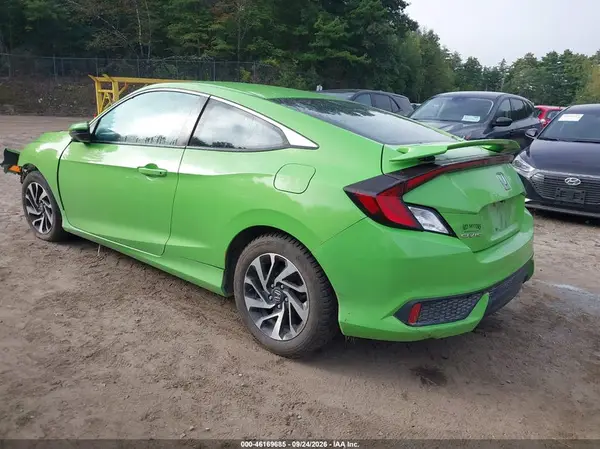 2HGFC4B59GH300810 — 2016 Honda Civic, фото 3 с аукциона IAAI, Передняя часть
