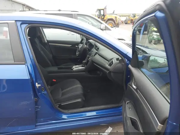 19XFC2F58GE028713 — 2016 Honda Civic, фото 2 с аукциона IAAI 02.10.2026, Правый бок
