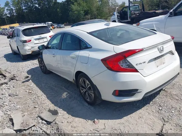 19XFC1F3XGE003692 — 2016 Honda Civic, фото 3 с аукциона IAAI 14.10.2026, Повреждения со всех сторон
