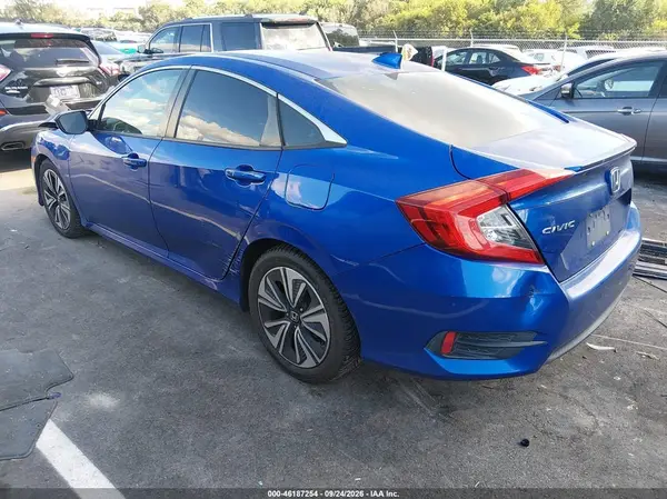 19XFC1F39GE207559 — 2016 Honda Civic, фото 3 с аукциона IAAI 08.10.2026, Передняя часть
