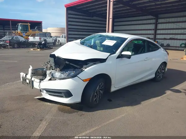 2HGFC4B59GH312598 — 2016 Honda Civic, фото 2 с аукциона IAAI, Передняя часть