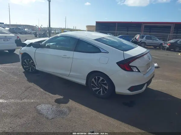 2HGFC4B59GH312598 — 2016 Honda Civic, фото 3 с аукциона IAAI, Передняя часть