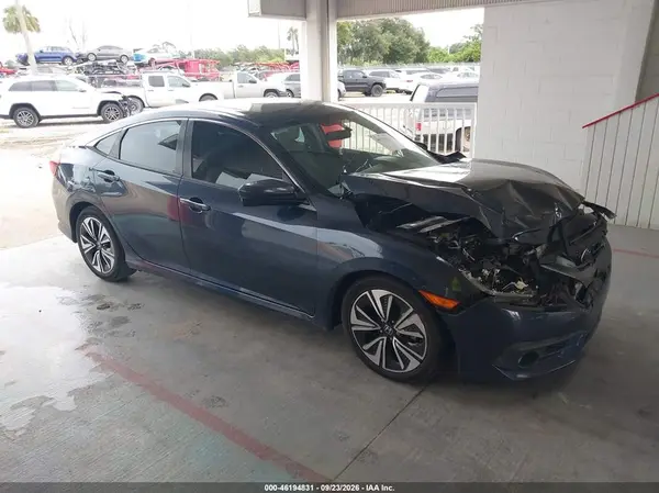 19XFC1F36GE033689 Honda Civic 2016 — повреждение Передняя часть, фото до ремонта