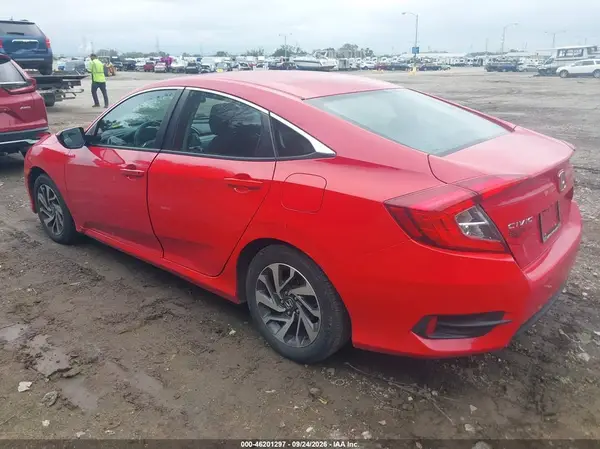 2HGFC2F71GH556696 — 2016 Honda Civic, фото 3 с аукциона IAAI, Угон