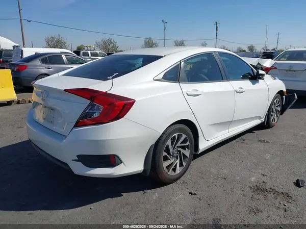 19XFC2F79GE026941 — 2016 Honda Civic, фото 4 с аукциона IAAI, Передняя часть