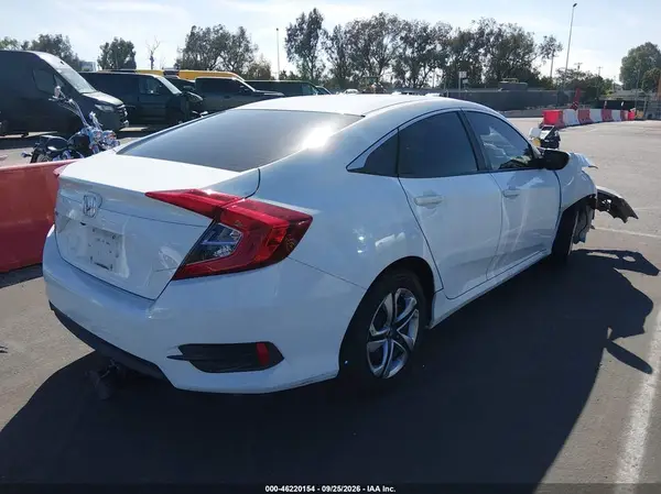 2HGFC2F56GH541710 — 2016 Honda Civic, фото 4 с аукциона IAAI, Передняя часть
