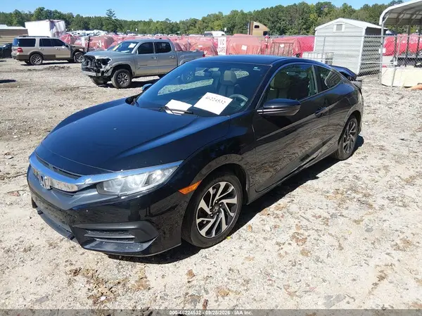 2HGFC4B04GH312531 — 2016 Honda Civic, фото 2 с аукциона IAAI, Задняя часть