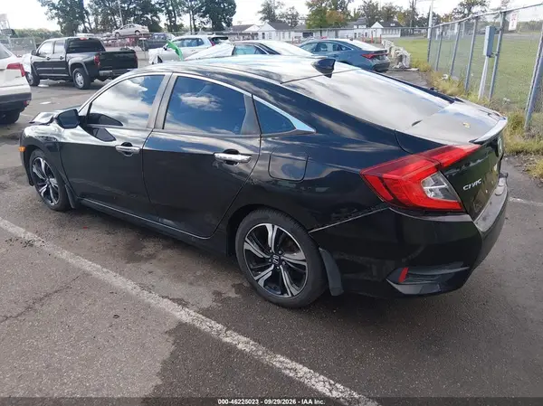 19XFC1F96GE207345 — 2016 Honda Civic, фото 3 с аукциона IAAI, Передняя часть