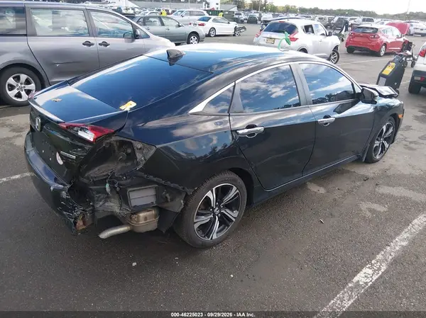 19XFC1F96GE207345 — 2016 Honda Civic, фото 4 с аукциона IAAI, Передняя часть