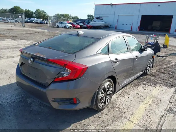 19XFC1F37GE013600 — 2016 Honda Civic, фото 4 с аукциона IAAI 07.10.2026, Передняя часть