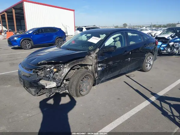 19XFC2F52GE027041 — 2016 Honda Civic, фото 2 с аукциона IAAI, Передняя часть слева