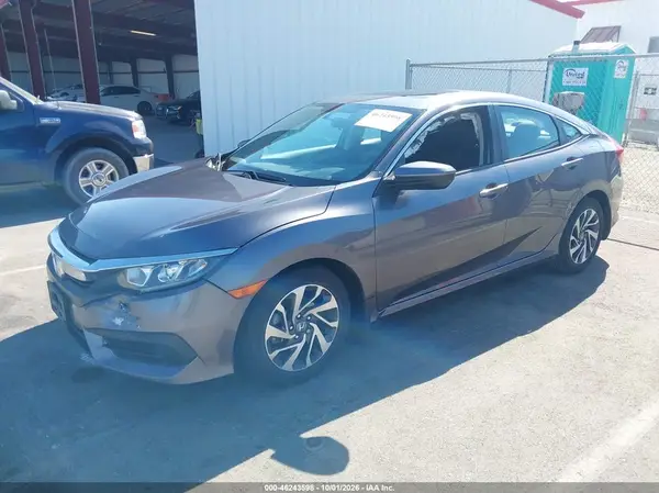 19XFC2F70GE250003 — 2016 Honda Civic, фото 2 с аукциона IAAI, Передняя часть