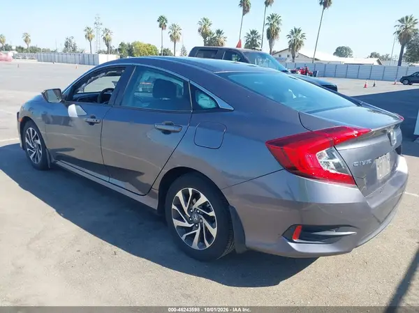 19XFC2F70GE250003 — 2016 Honda Civic, фото 3 с аукциона IAAI, Передняя часть