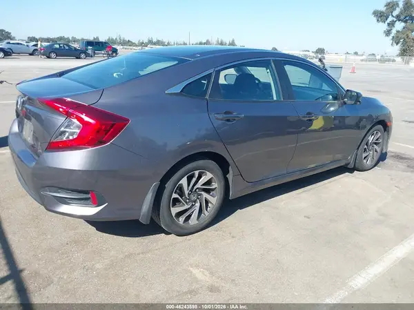 19XFC2F70GE250003 — 2016 Honda Civic, фото 4 с аукциона IAAI, Передняя часть