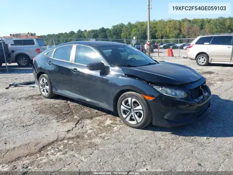 19XFC2F54GE059103 — 2016 Honda Civic, Передняя часть, фото до ремонта