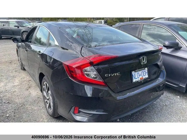 2HGFC2F81HH032233 — 2017 Honda Civic, фото 3 с аукциона IAAI 14.10.2026, Правый бок
