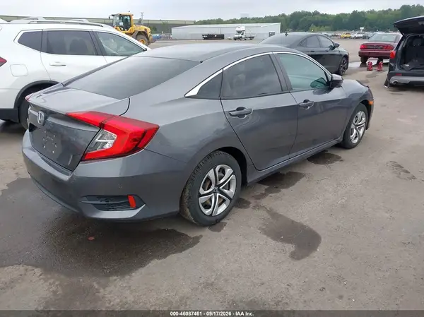 19XFC2F54HE035398 — 2017 Honda Civic, фото 4 с аукциона IAAI 13.10.2026, Передняя часть