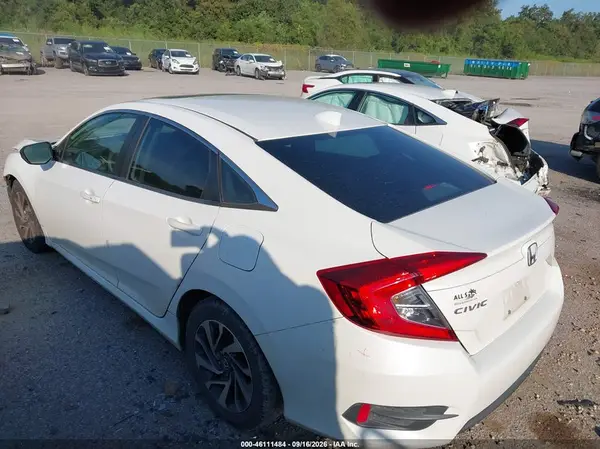 19XFC2F75HE004680 — 2017 Honda Civic, фото 3 с аукциона IAAI 13.10.2026, Передняя часть