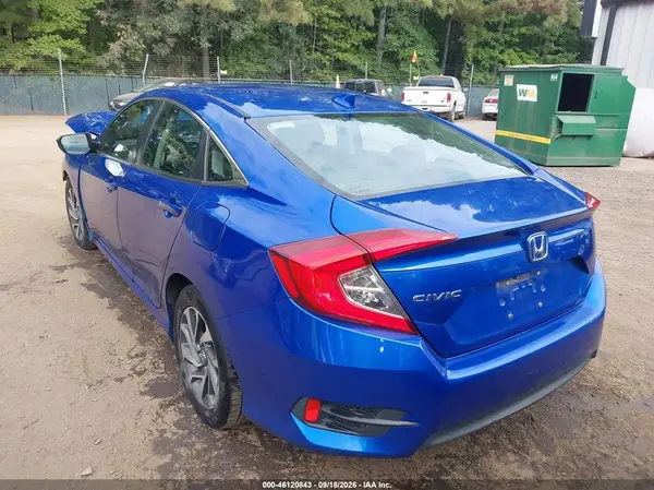 2HGFC2F72HH506469 — 2017 Honda Civic, фото 3 с аукциона IAAI 08.10.2026, Передняя часть